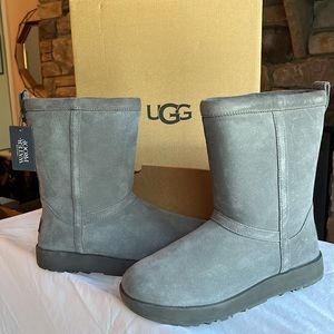 NEW Classic Short Weather Boot, Grey, size 9